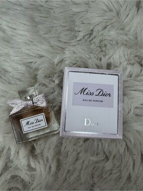 Dior Miss Dior Eau de Parfum — Pink & Clear Bottle and Box